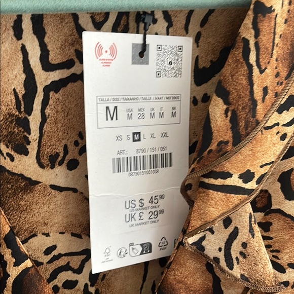 Animal Print Ruffle Blouse - Picture 3 of 3